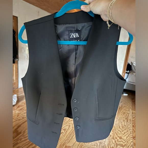 NWOT Zara Black Tailored Waistcoat Vest Size Medium - Picture 2 of 5